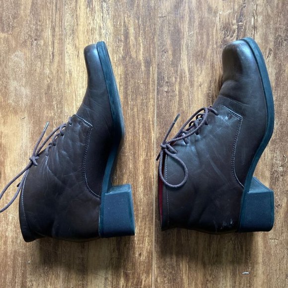 Naturalizer square toed boots size 6 - Picture 3 of 5